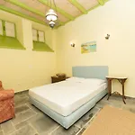 Vila The House